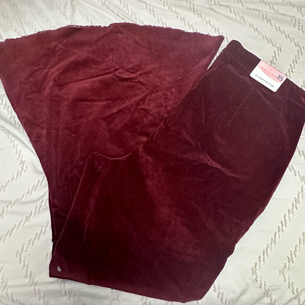 NWT bell bottoms. Great for Fall! 🍁